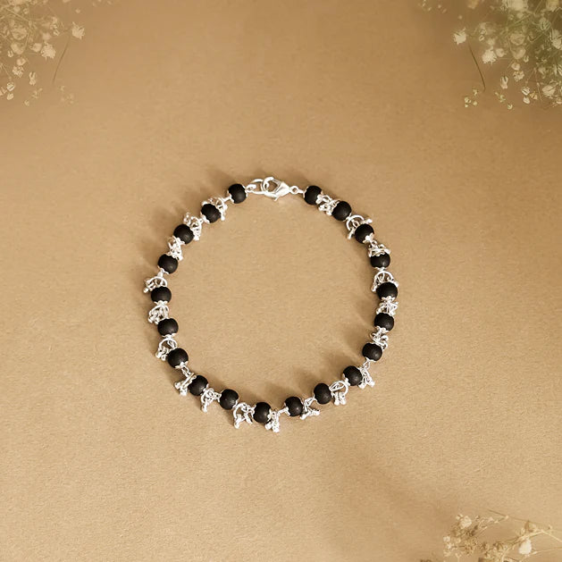 Original Silver Cap Karungali Beads Floral Bracelet (Lab Tested and Government Certified)